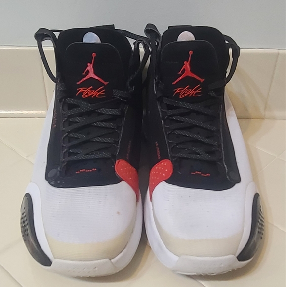 Air Jordan XXXIV 34 White University Red Black Chicago Men's Size 11 - Picture 2 of 11